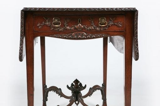 10267 - 18th Century Mahogany Pembroke Table after Chippendale