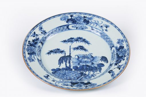 10222 - Late 17th Century Kangxi Qing Dynasty Nanjing Porcelain Charger