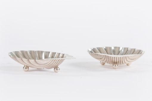 10499 - 19th Century Pair of Victorian Silver Butter Dishes