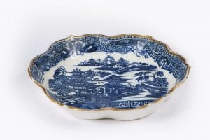 10173 – Late 17th Century Kangxi Qing dynasty Nanjing Porcelain Teapot Stand