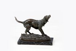 11221 - 20th Century Bronze Sculpture of a Hunting Dog