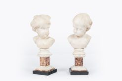 11352 - 19th Century Pair of Italian Marble Busts Depicting Two Children