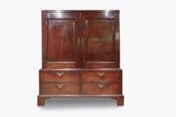 11355 - 19th Century Georgian mahogany linen cupboard